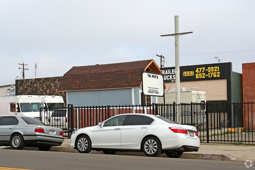 More Photos Of 1927 S Van Ness Ave, Fresno Warehouse For Lease