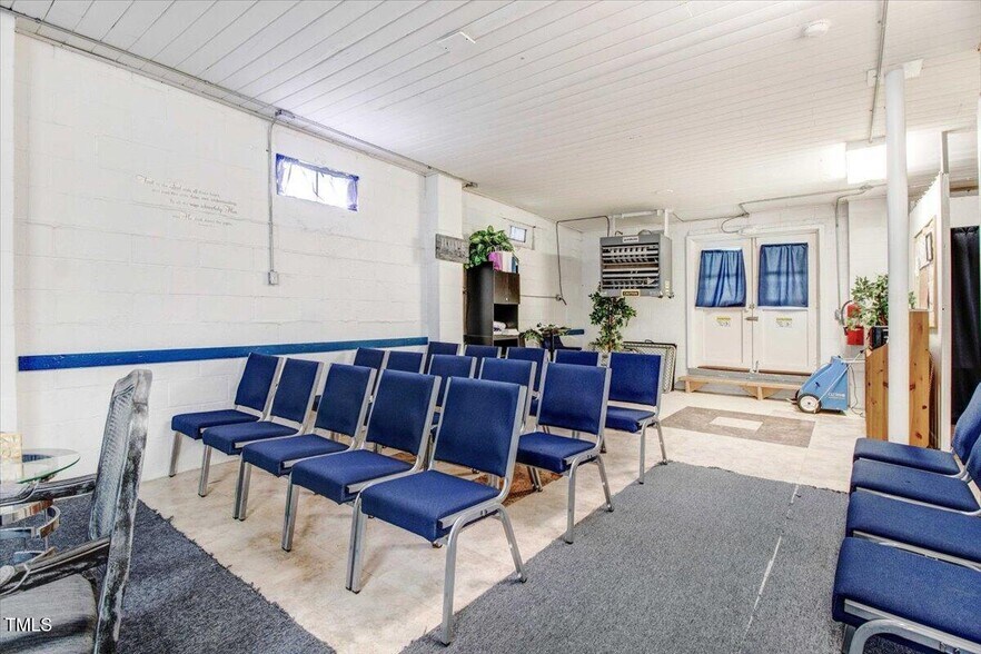 More Photos Of 103 Main St, Micro Specialty For Sale