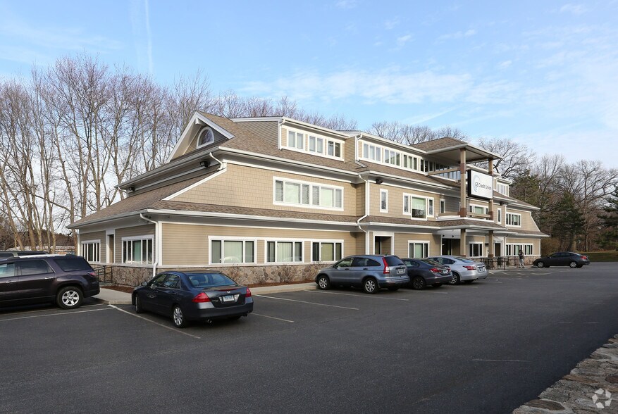 More Photos Of 265 Bic Dr, Milford Medical For Lease