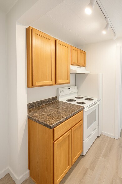 More Photos Of 12-20 W Bridge St, New Hope Storefront For Sale