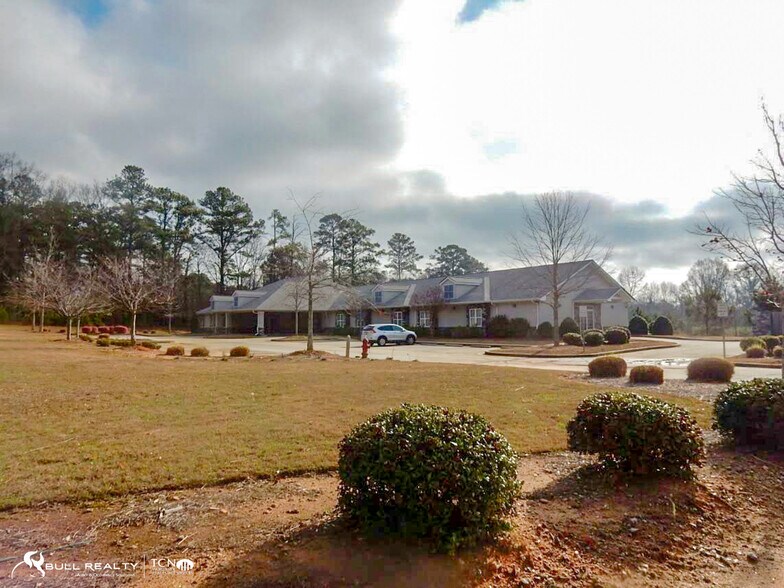 More Photos Of 22 Madras Pky, Newnan Healthcare For Lease