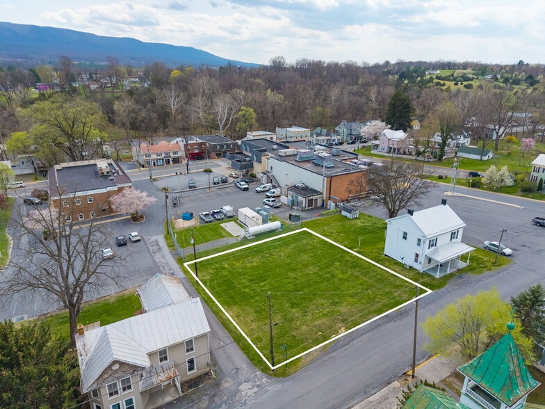 Primary Photo Of 107 S High St, Edinburg Land For Sale