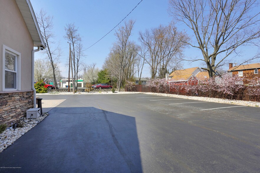 More Photos Of 937 US Highway 9, Sayreville Freestanding For Sale