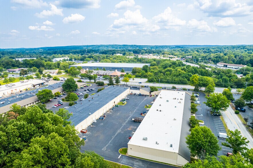 More Photos Of 15-35 E Uwchlan Ave, Exton Light Manufacturing For Lease