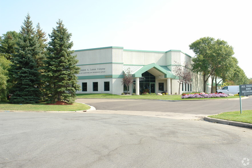 More Photos Of 13200 N 10th Ave, Plymouth Warehouse For Lease