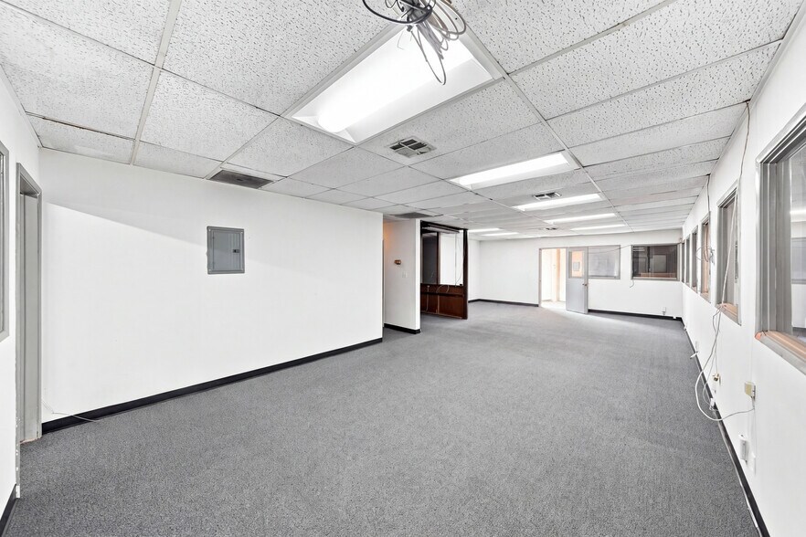 More Photos Of 777 Stanford Ave, Los Angeles Warehouse For Lease