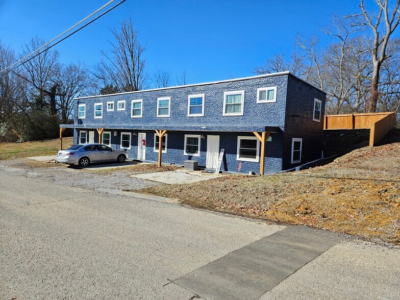 More Photos Of 207 Branch Ln, Knoxville Apartments For Sale