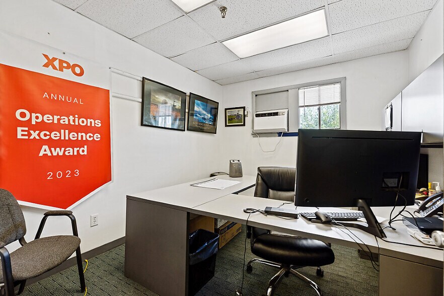 More Photos Of 122 Lyons Rd, Sidney Industrial For Sale