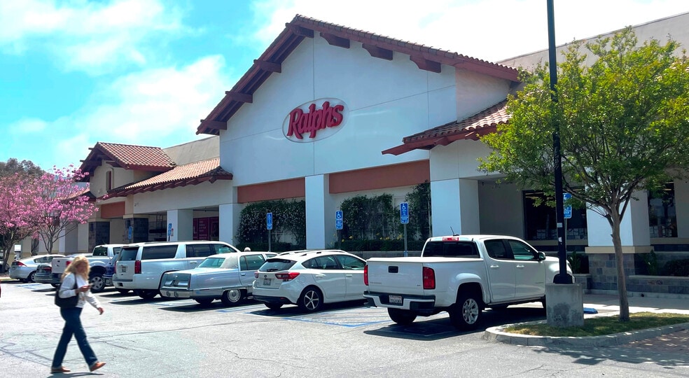 More Photos Of , Newbury Park General Retail For Sale