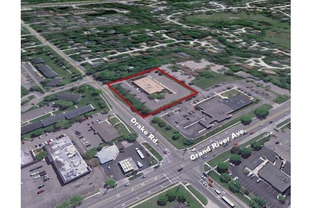 More Photos Of 24155 Drake Rd, Farmington Hills Coworking Space