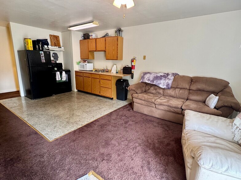 More Photos Of 250 E Water St, Slippery Rock Apartments For Sale