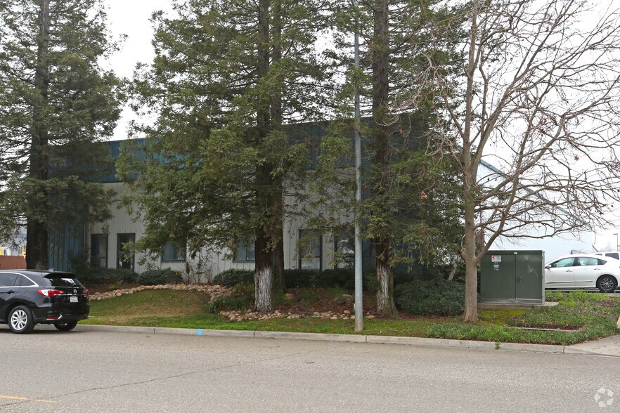 More Photos Of 3765-3793 Wilcox Rd, Stockton Industrial For Lease