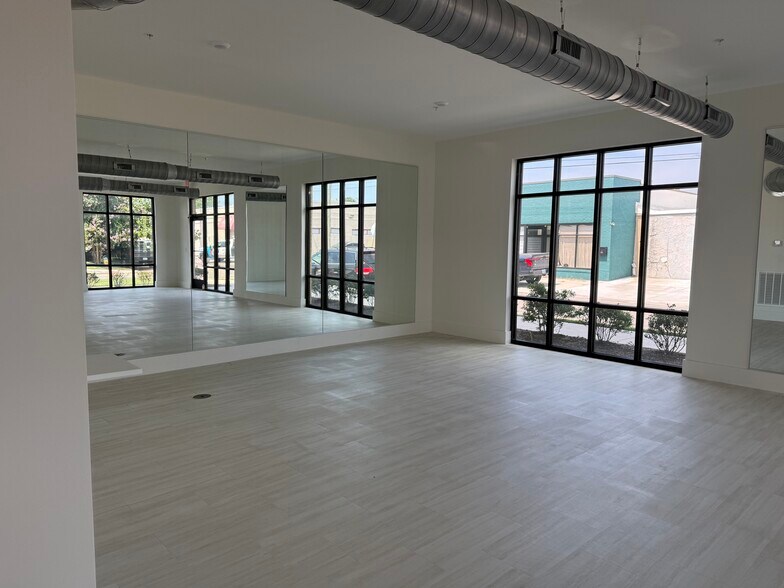 More Photos Of 601 W 24th St, Norfolk Apartments For Lease