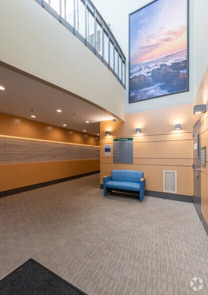 More Photos Of 49 State Rd, Dartmouth Medical For Lease
