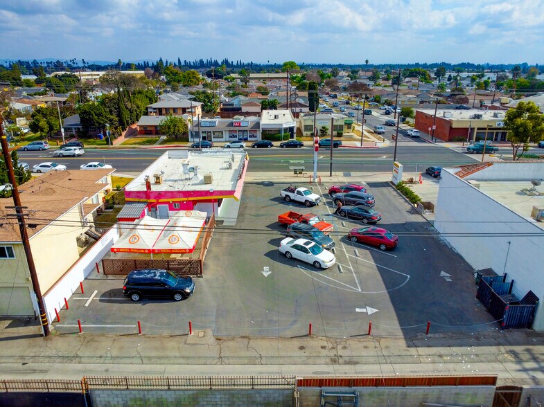 More Photos Of 11919 Garfield Ave, South Gate Restaurant For Sale