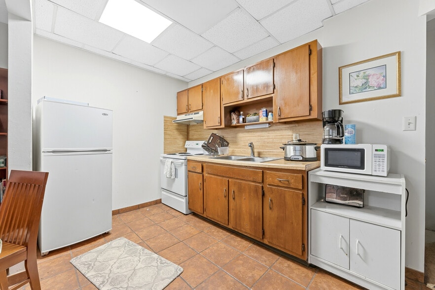 More Photos Of 320 Watts St, Morgantown Apartments For Sale