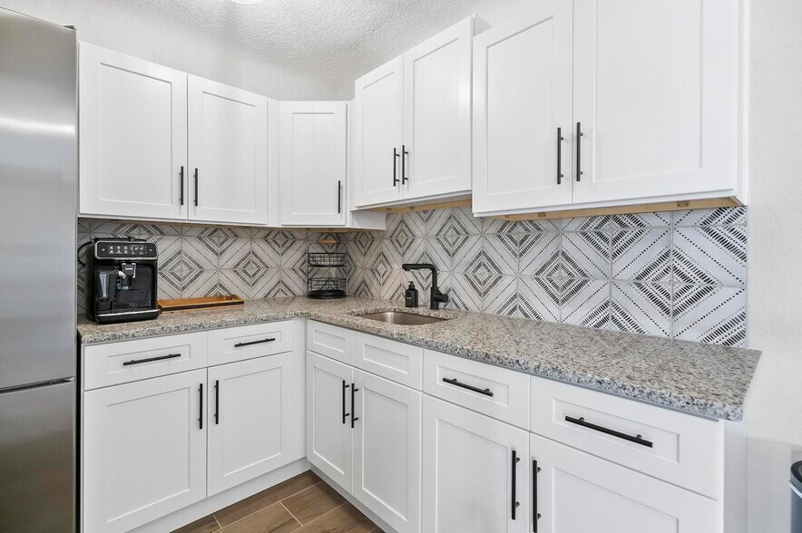 More Photos Of 2360 E Moody Blvd, Bunnell Industrial For Sale