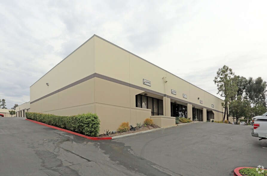 Primary Photo Of 7250 Engineer Rd, San Diego Manufacturing For Lease