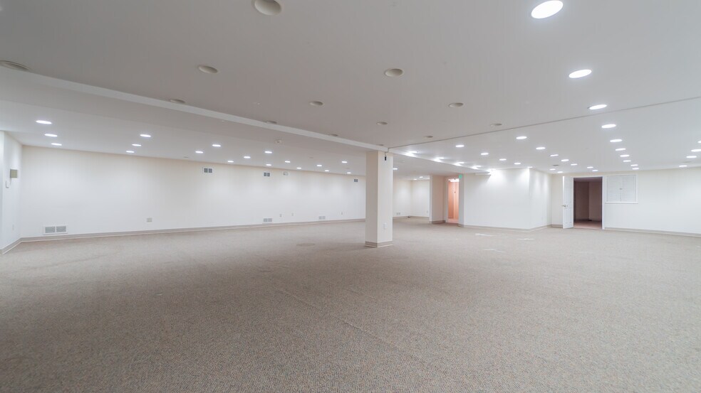 More Photos Of 710 Franklin St, Michigan City Freestanding For Sale