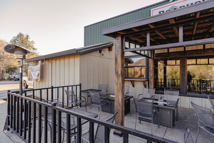 More Photos Of 5159 CA-140, Mariposa General Retail For Sale