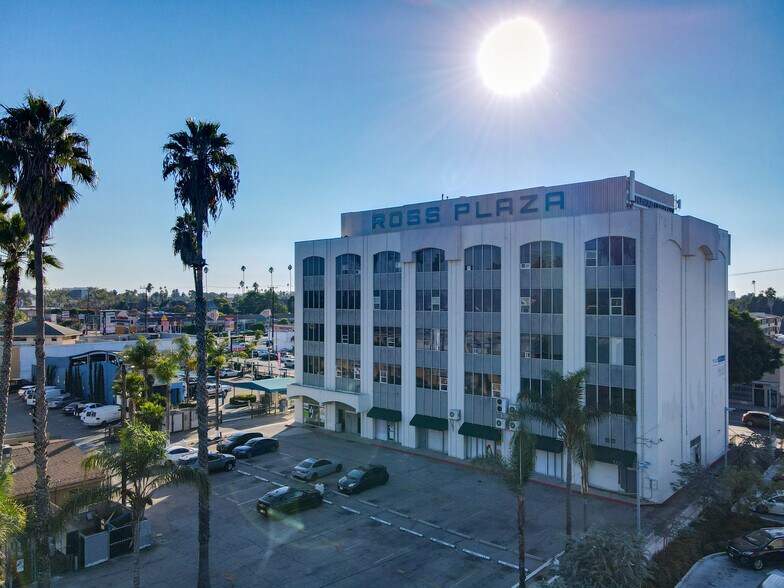 More Photos Of 1818 S Western Ave, Los Angeles Office For Lease