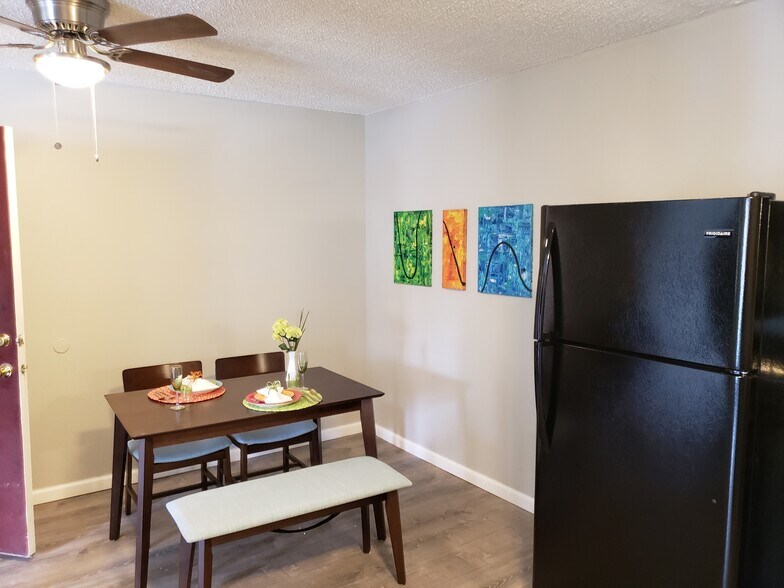 More Photos Of 9805 E 61st St, Kansas City Apartments For Sale