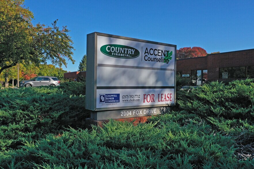 More Photos Of 2004 Fox Dr, Champaign Medical For Sale