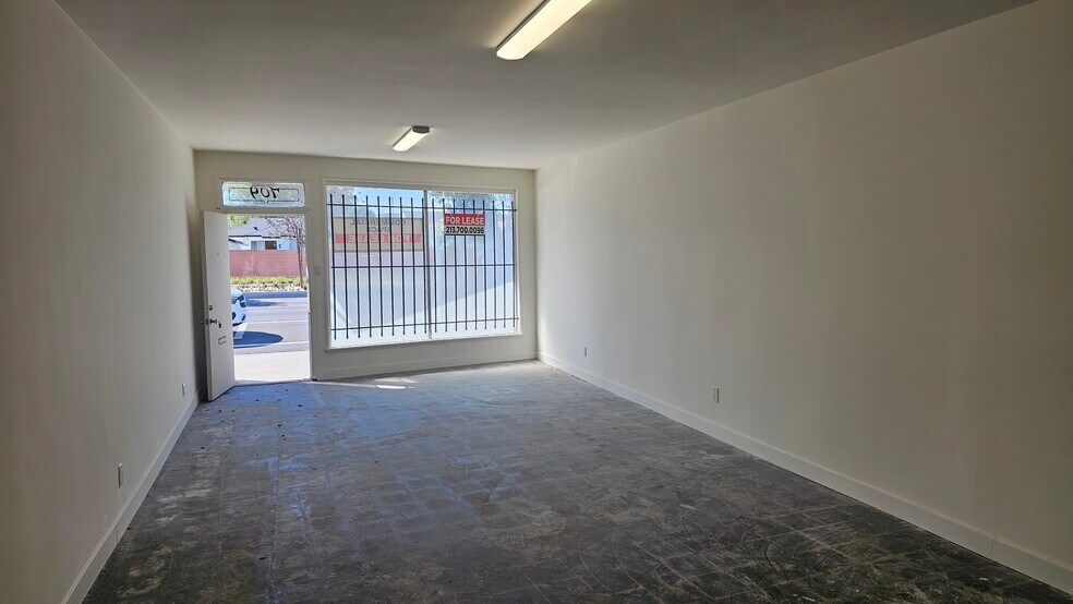 More Photos Of 701-709 E Artesia Blvd, Long Beach Storefront For Lease