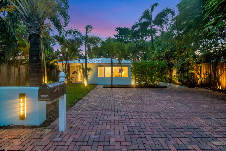 More Photos Of 1317 NE 1st Ave, Fort Lauderdale Multifamily For Sale