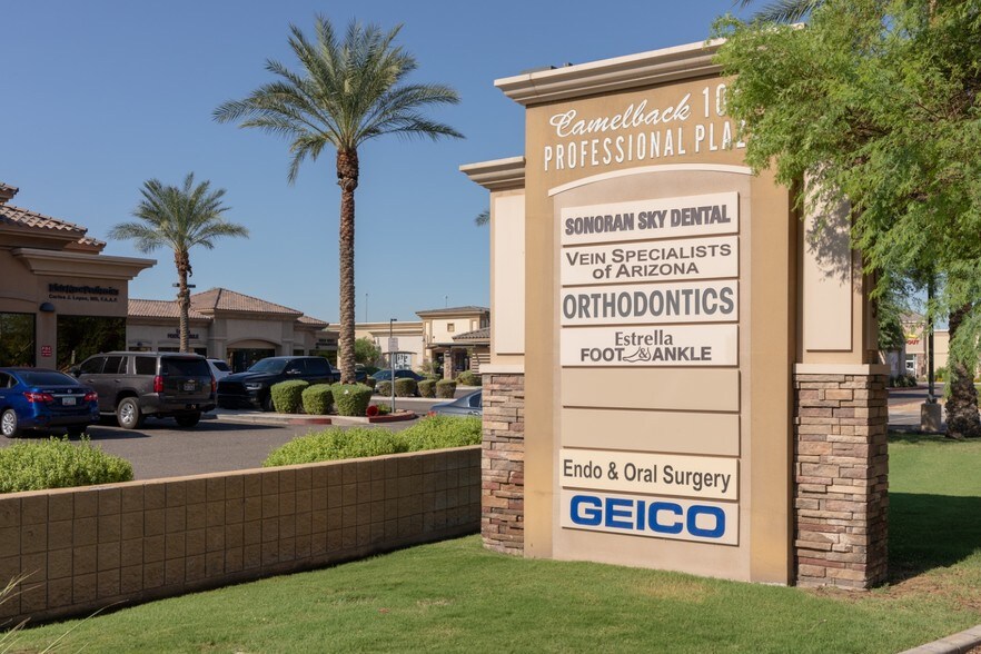 More Photos Of 9515 W Camelback Rd, Phoenix Medical For Sale