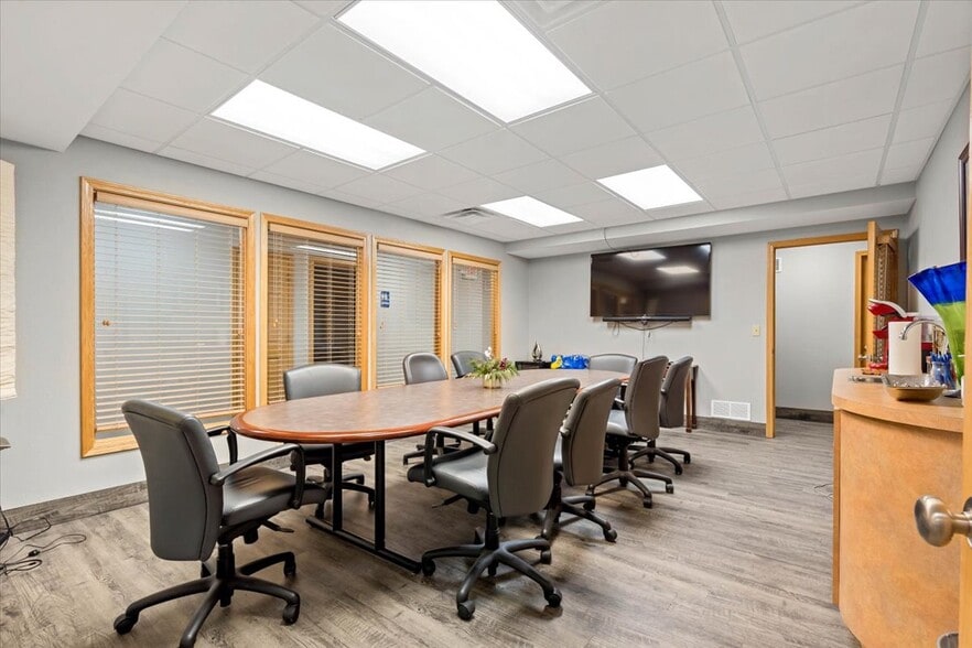More Photos Of 10484 Marty St, Overland Park Office For Sale
