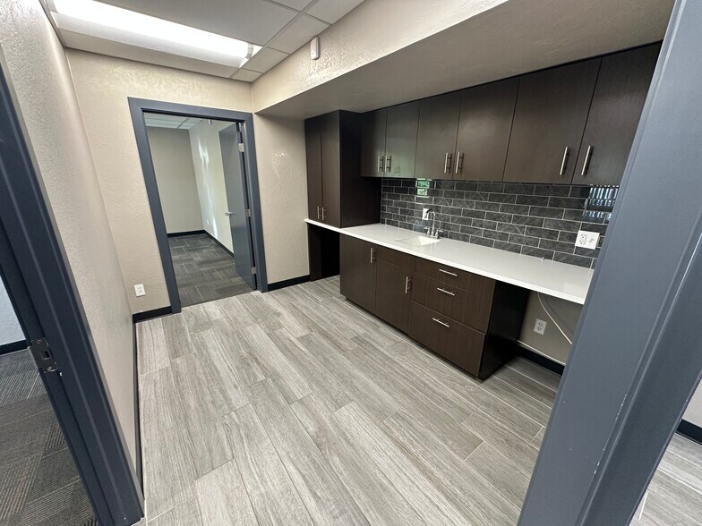More Photos Of 5229 N 7th Ave, Phoenix Office For Lease