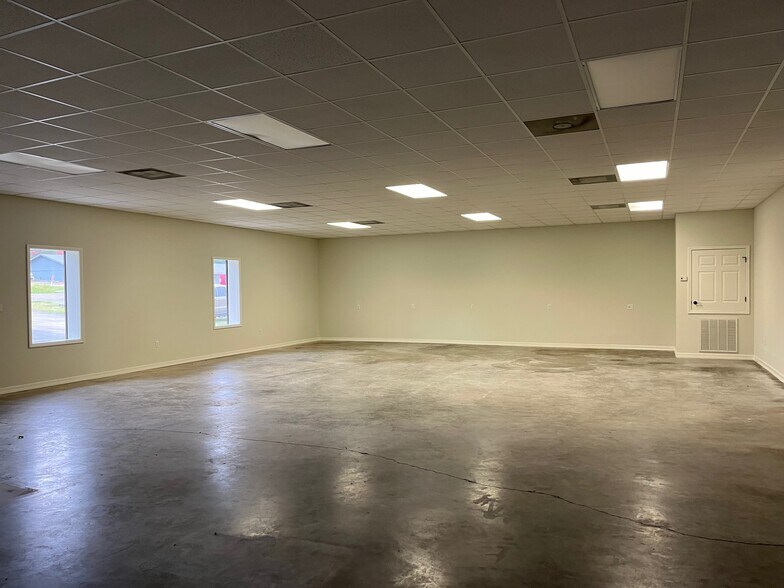 More Photos Of 1732 Beulah Ave, Tylertown Freestanding For Sale