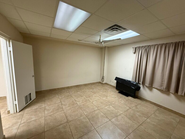 More Photos Of 16209 San Pedro Ave, San Antonio Industrial For Sale