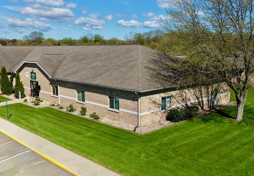 Primary Photo Of 300 Legacy Plz W, La Porte Medical For Lease