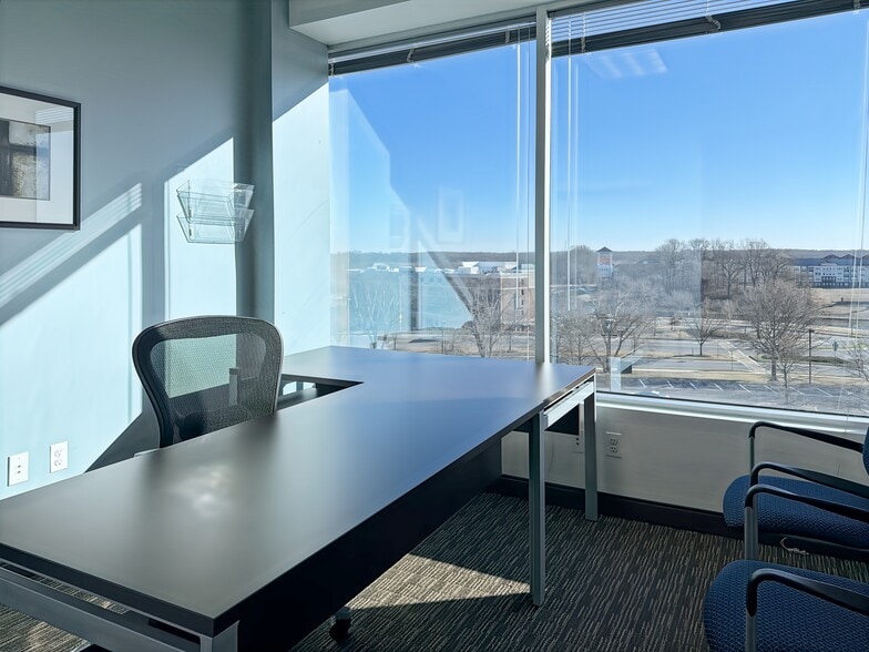 More Photos Of 16701 Melford Blvd, Bowie Coworking Space