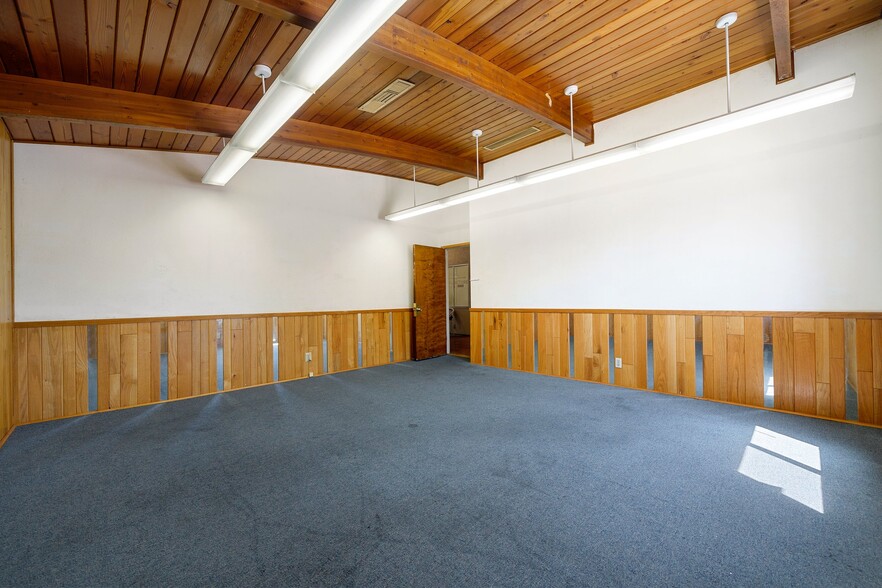 More Photos Of 608 S Harbor Blvd, Anaheim Office For Sale