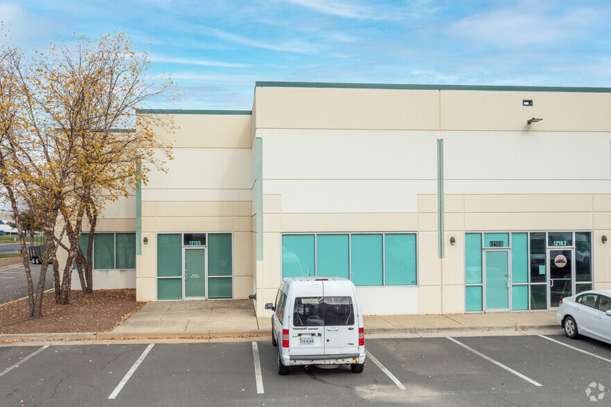More Photos Of 12155-12215 Livingston Rd, Manassas Warehouse For Lease