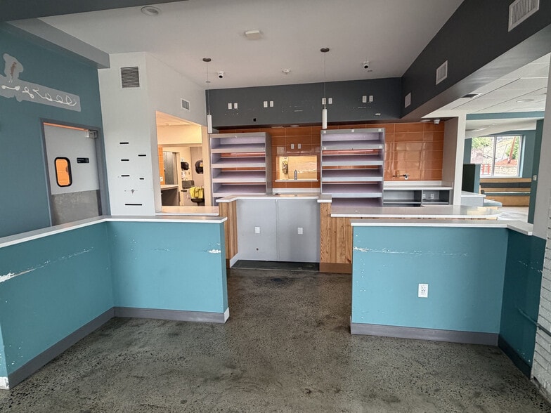 More Photos Of 1141 Revere Beach Pky, Revere Restaurant For Lease