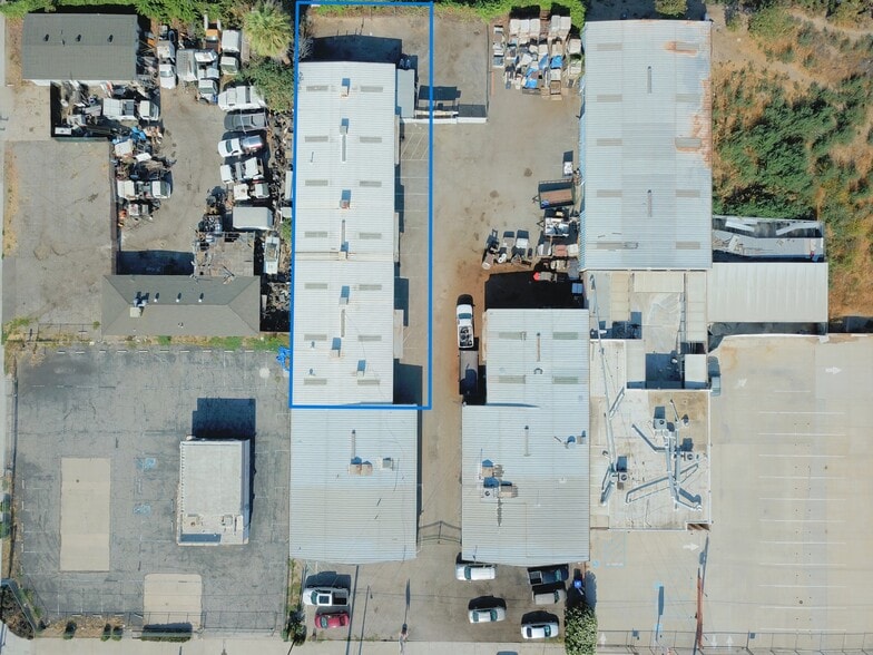 More Photos Of 460-480 S Arrowhead Ave, San Bernardino Warehouse For Lease