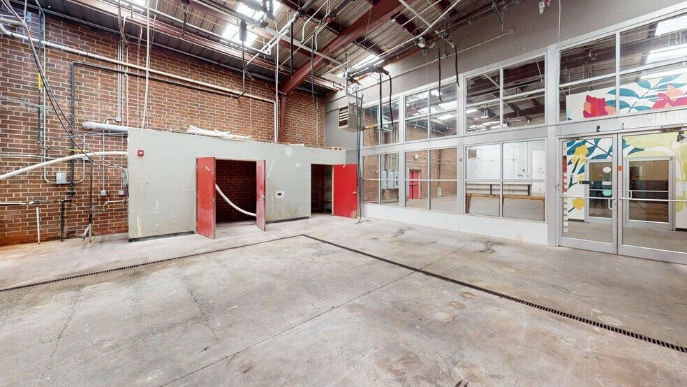 More Photos Of 726 Rigsbee Ave, Durham Office For Lease