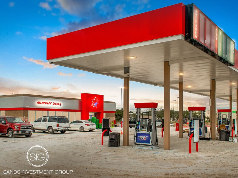 Primary Photo Of 6101 Paredes Line rd, Brownsville Convenience Store For Sale