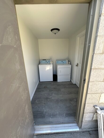More Photos Of 16001 Dixie Hwy, Holly Apartments For Sale