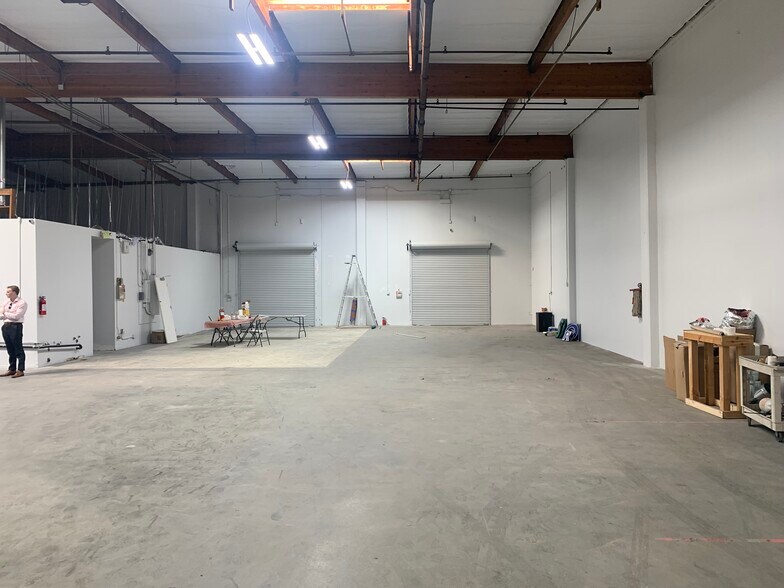 More Photos Of 1136-1150 S Vail Ave, Montebello Industrial For Sale