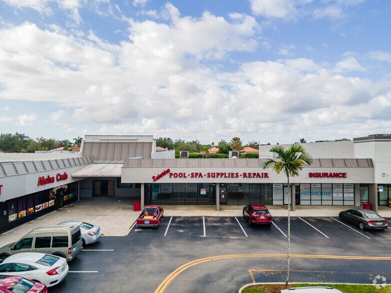 More Photos Of 9900-10060 Pines Blvd, Pembroke Pines Storefront For Lease