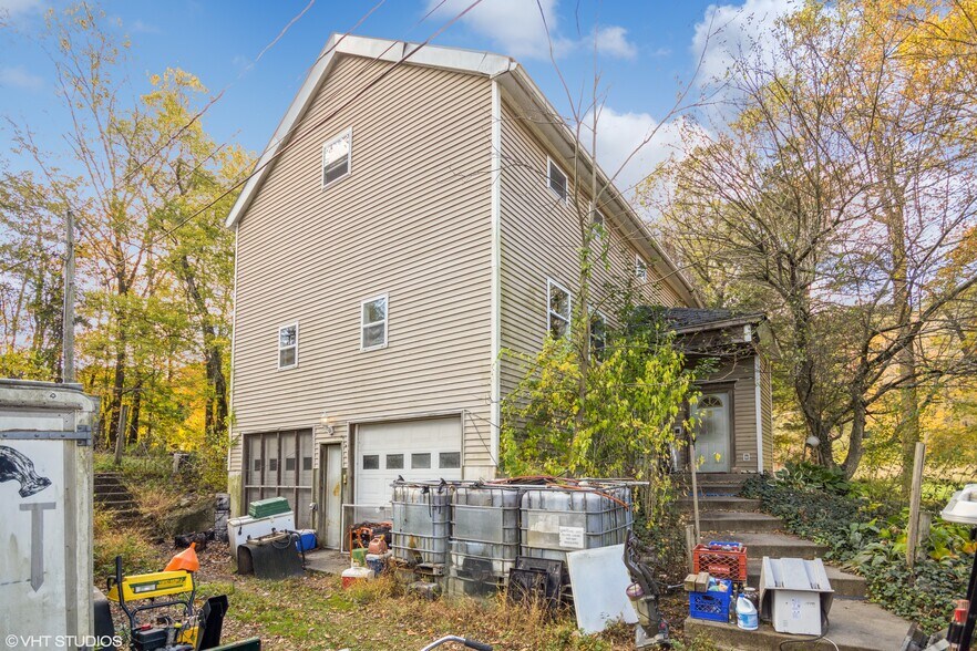 More Photos Of 3 Horsemens Trl, Cold Spring General Retail For Sale