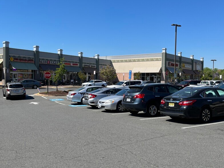 More Photos Of 10653-10691 Braddock Rd, Fairfax Unknown For Lease