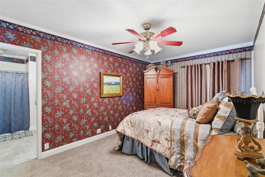 More Photos Of 226 E Blackjack St, Dublin Storefront Retail Residential For Sale