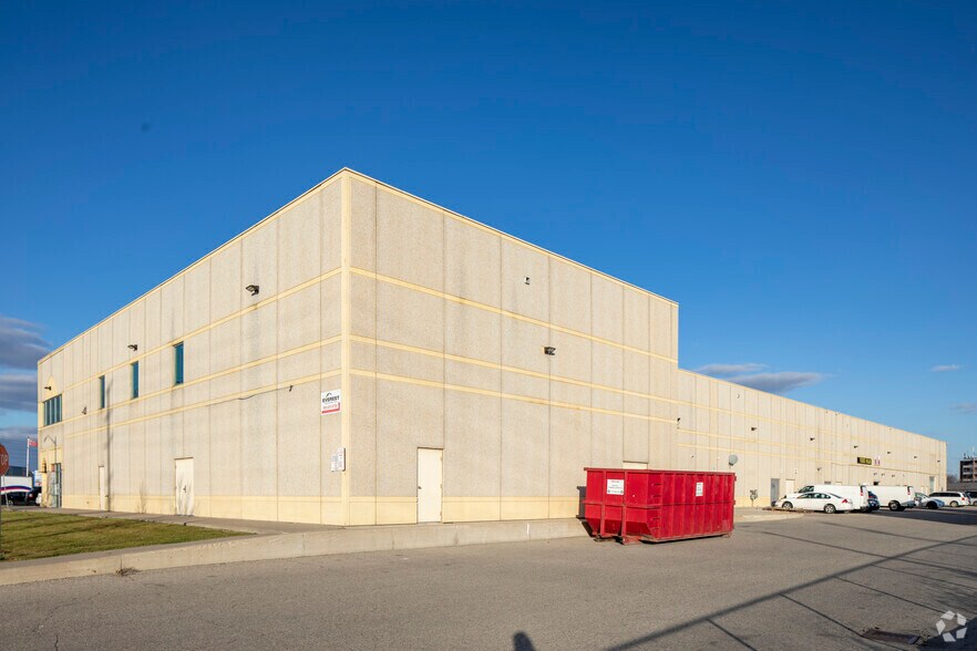 More Photos Of 2960 Drew Rd, Mississauga Storefront Retail Office For Lease