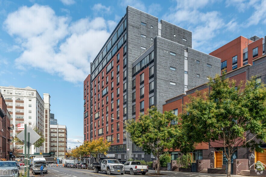 More Photos Of 8 Vanderbilt Ave, Brooklyn Apartments For Lease